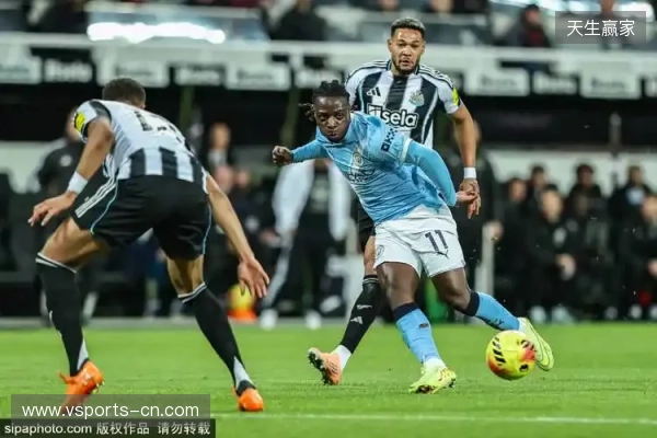 英超赛季五快球：埃基蒂克居首，佳夫、福登、姆伯莫在列